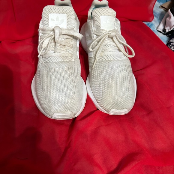 Adidas Mens Swift Run X Triple White Running Shoes Sneakers Size 11 great condit - Picture 3 of 11